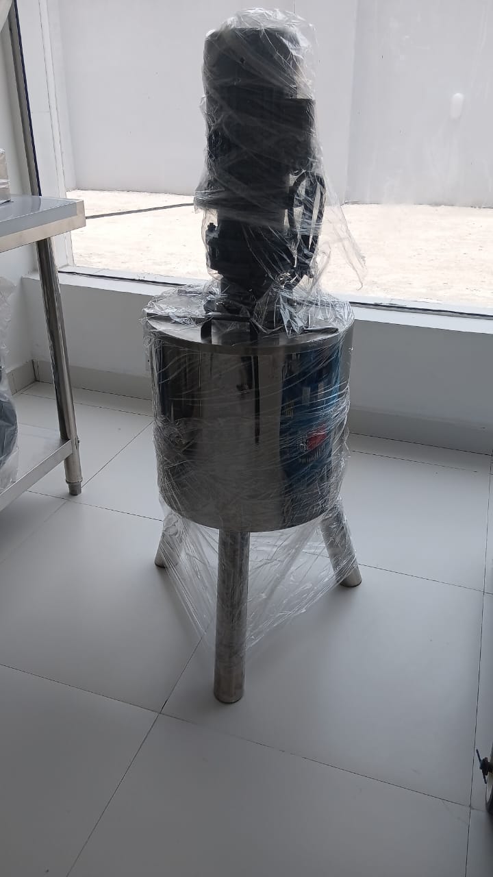 Cosmetics Mixer